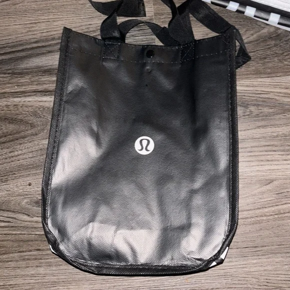 Lululemon bags Lot of 3 - Picture 3 of 6